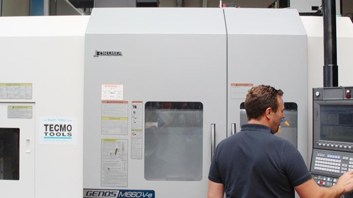Machine opent deur naar werk