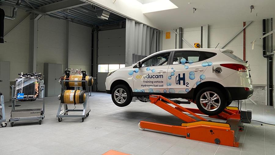 Wagens op waterstof vragen aangepaste autogarage